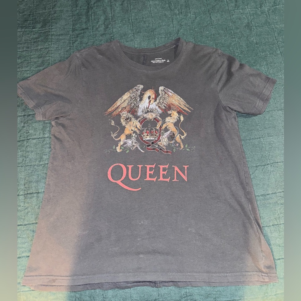 Abercrombie & Fitch Queen Graphic Tee - Dark Gray